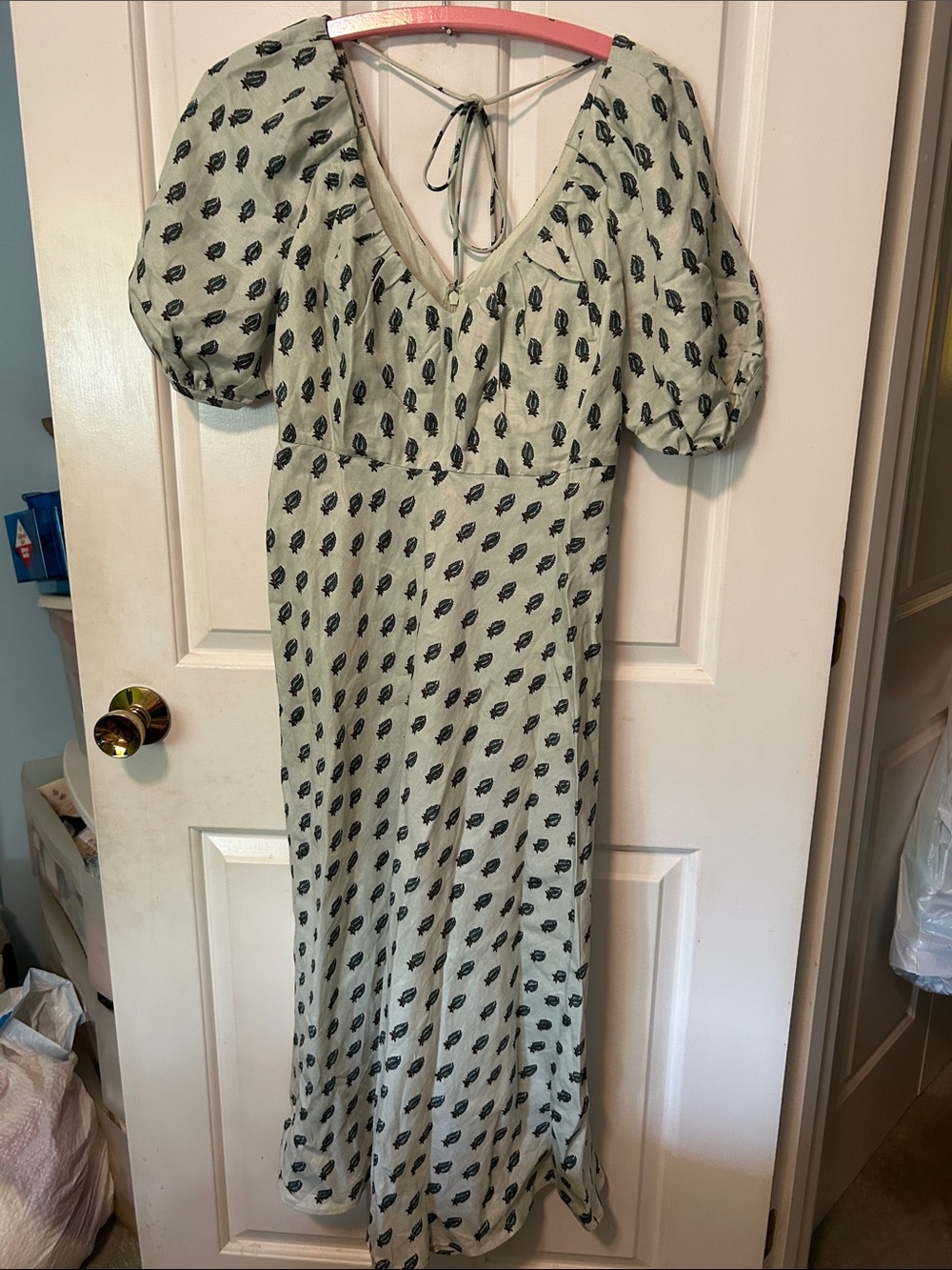 Banana Republic Sage Maxi Dress with Puff Sleeves size 0